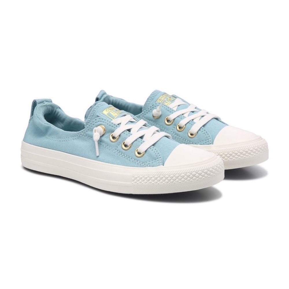 Converse Low Top Sneakers in Light Blue and White, 7.5